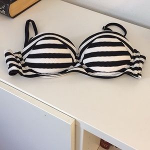 Black and white stripe bikini top